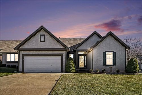 3100 86th St, Kansas City, MO, 64154-3755 | Card Image