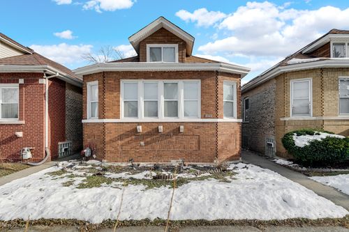 9327 S Elizabeth St, Chicago, IL, 60620-3610 | Card Image