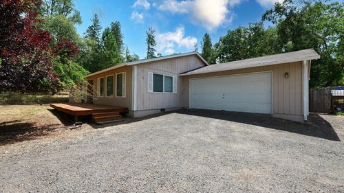 20 Laurel Dr, Shady Cove, OR, 97539-3602 | Card Image