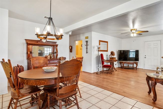 491 Herron Trl, Home with 3 bedrooms, 2 bathrooms and 8 parking in McDade TX | Image 12