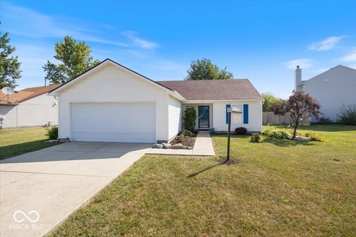 319 Brookstone Dr, Greenfield, IN, 46140-7565 | Card Image