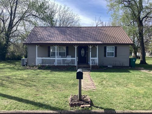 116 E Harker St, Mountain Grove, MO, 65711-2221 | Card Image