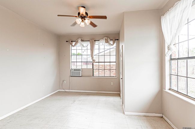 5511 N River Rd, House other with 3 bedrooms, 2 bathrooms and 2 parking in Port Allen LA | Image 11