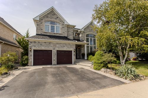 2194 Berwick Dr, Burlington, ON, L7M5C3 | Card Image