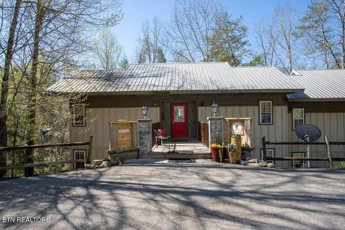 1-520 Proffitt Rd, Gatlinburg, TN, 37738-5858 | Card Image