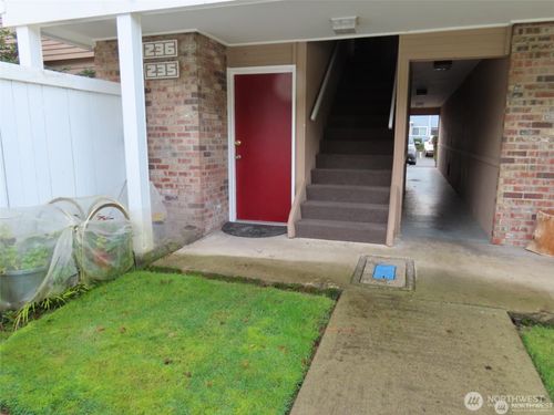 apt-235-5722 122nd Pl Se, Bellevue, WA, 98006-3863 | Card Image