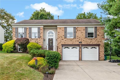 3018 Timbercreek Dr, Mc Kees Rocks, PA, 15136-1510 | Card Image