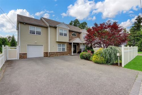 2441 New York Ave, Huntingtn Sta, NY, 11747-1113 | Card Image