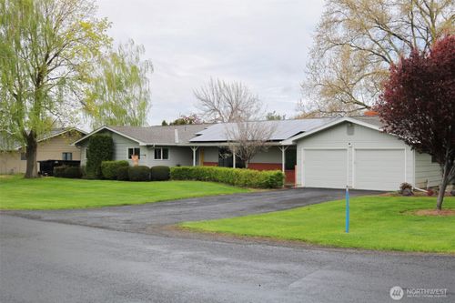 1917 Reser Road, Walla Walla, WA, 99362 | Card Image