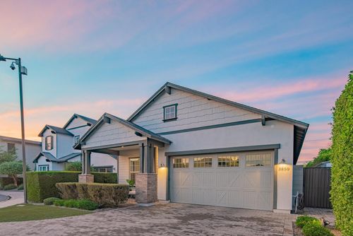 3850 E Crittenden Ln, Phoenix, AZ, 85018-5844 | Card Image