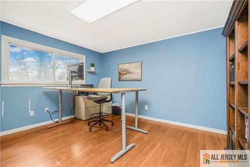 11 Agate Rd, East Brunswick, NJ, 08816-1301 | Card Image