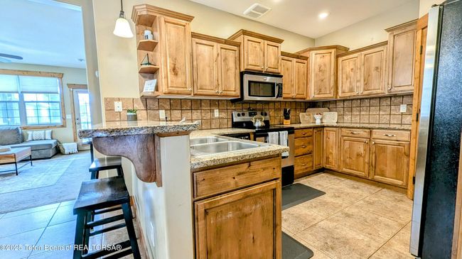 UNIT-19 - 715 Moraine Ct, Condo with 3 bedrooms, 2 bathrooms and null parking in Driggs ID | Image 6