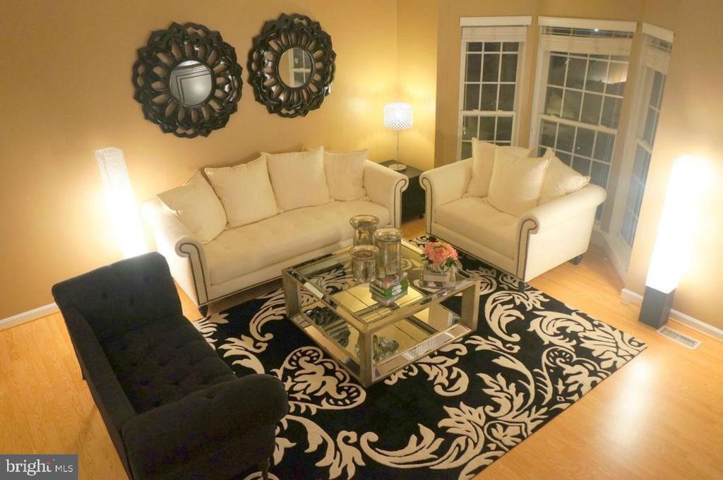 Residential Lease in HERNDON 3