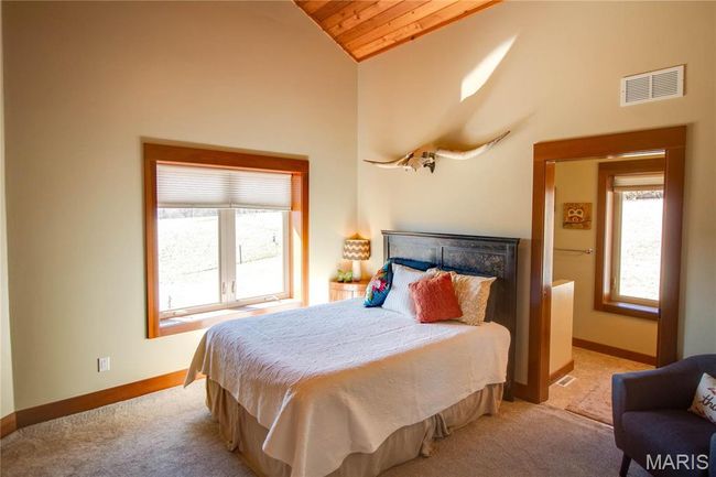 2445 Seiler Rd, House other with 3 bedrooms, 5 bathrooms and 2 parking in Alton IL | Image 41