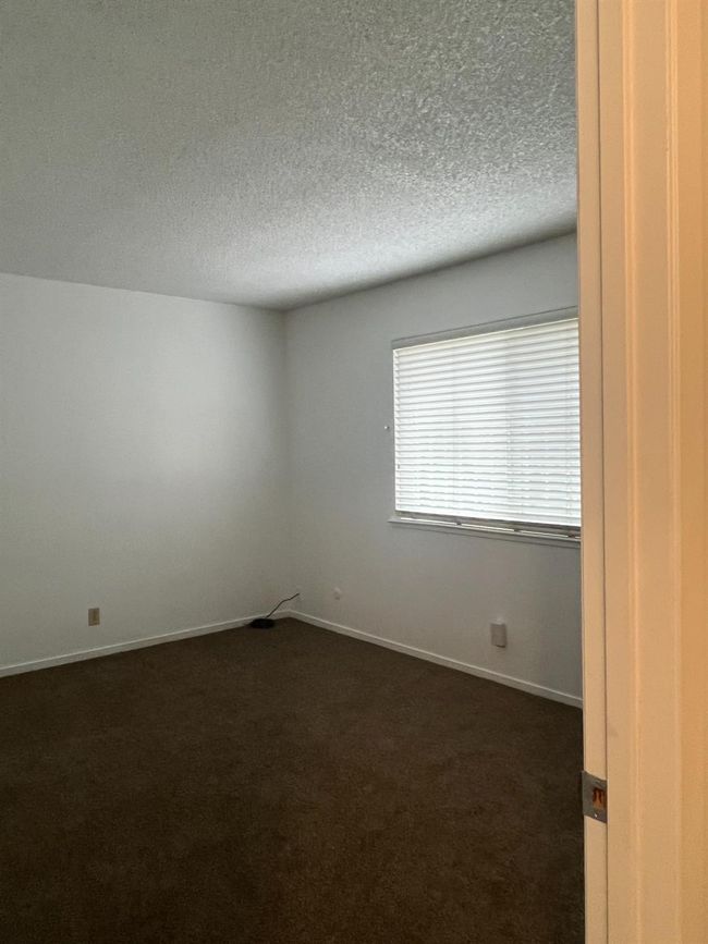 101 - 2576 W Fairmont Ave, Condo with 2 bedrooms, 0 bathrooms and null parking in Fresno CA | Image 19