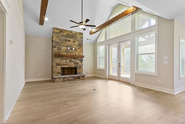 113 Summit View Ln, Home with 2 bedrooms, 4 bathrooms and 2 parking in Ellijay GA | Image 6