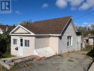 48 Bannerman Ave, House other with 1 bedrooms, 1 bathrooms and 2 parking in Timmins ON | Image 1