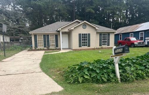 70226 5th St, Covington, LA, 70433-5421 | Card Image