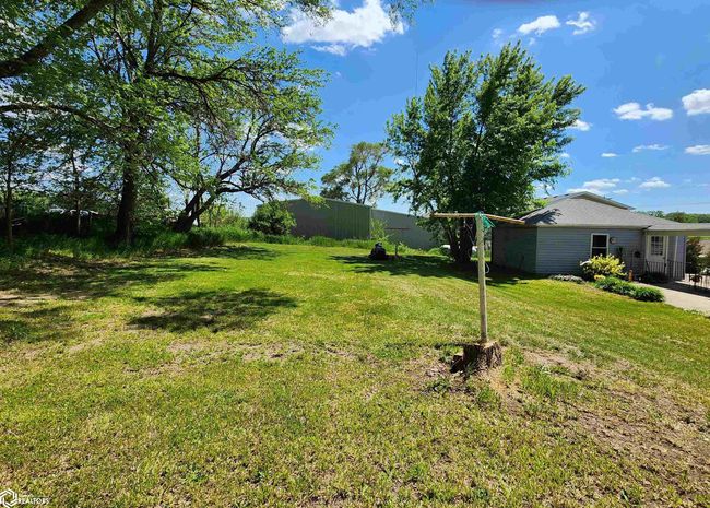 55864 Olive St, House other with 2 bedrooms, 2 bathrooms and null parking in Atlantic IA | Image 5