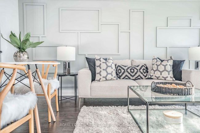 612 - 9 George St N, Condo with 2 bedrooms, 1 bathrooms and 1 parking in Brampton ON | Image 11