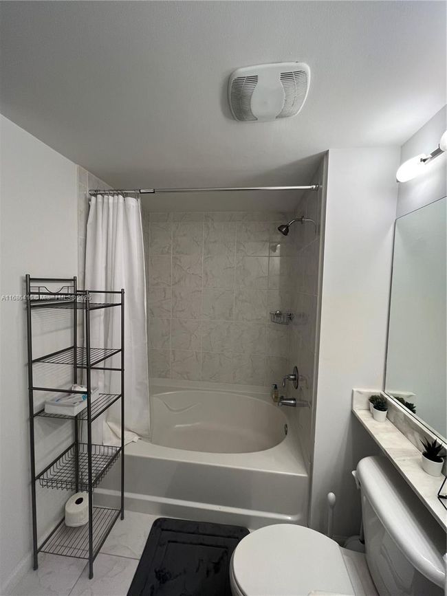 APT-414 - 2775 Ne 187 Th St, Condo with 3 bedrooms, 2 bathrooms and null parking in Aventura FL | Image 18