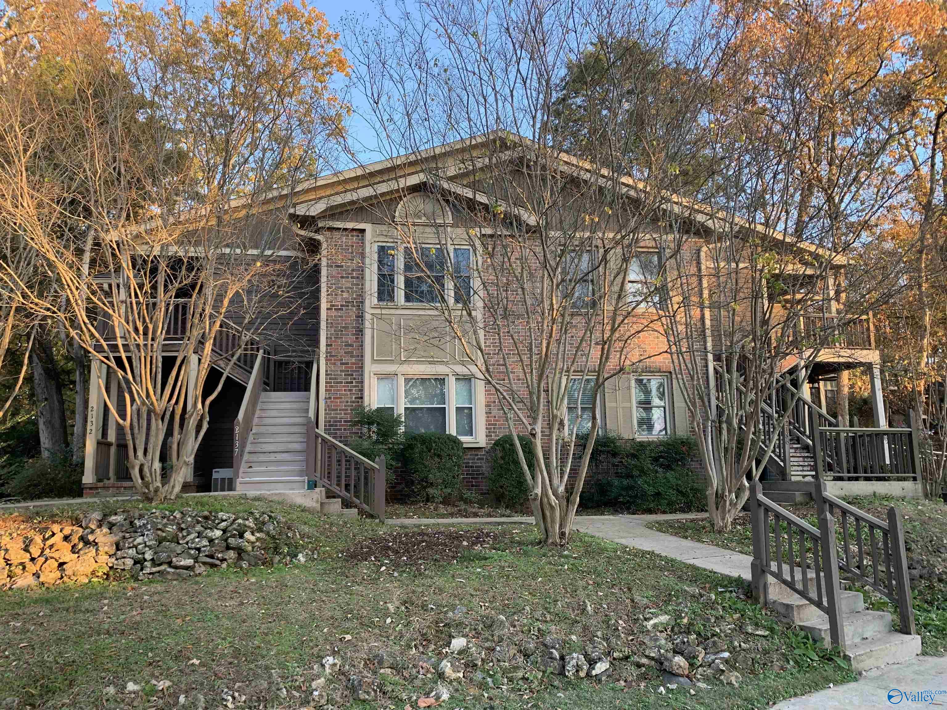 Belle Grove Dr, Huntsville, AL 35802