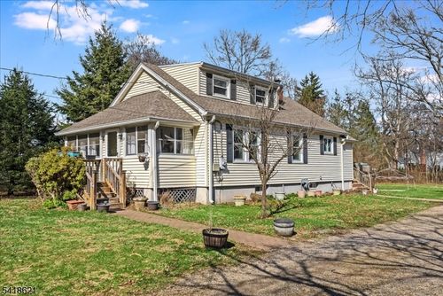 25 Millbrook Rd, New Vernon, NJ, 07976-9703 | Card Image
