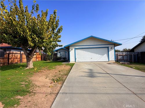 715 Crane St, Bakersfield, CA, 93306-5601 | Card Image