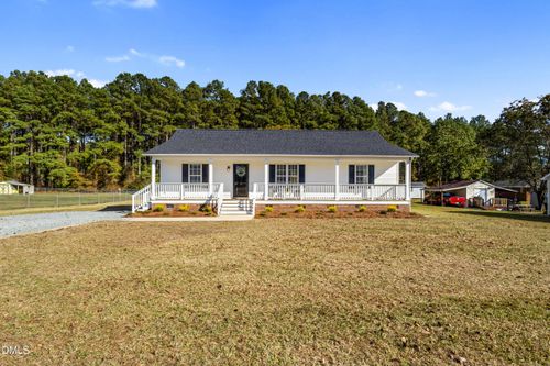 106 Hilltop Dr, Four Oaks, NC, 27524-9686 | Card Image