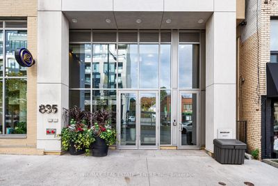 707 - 835 St Clair Ave W, Condo with 1 bedrooms, 2 bathrooms and 1 parking in Toronto ON | Image 3