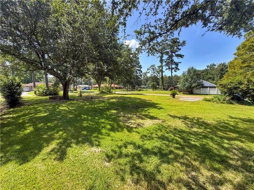 113 Walnut St, Mandeville, LA, 70471-3009 | Card Image