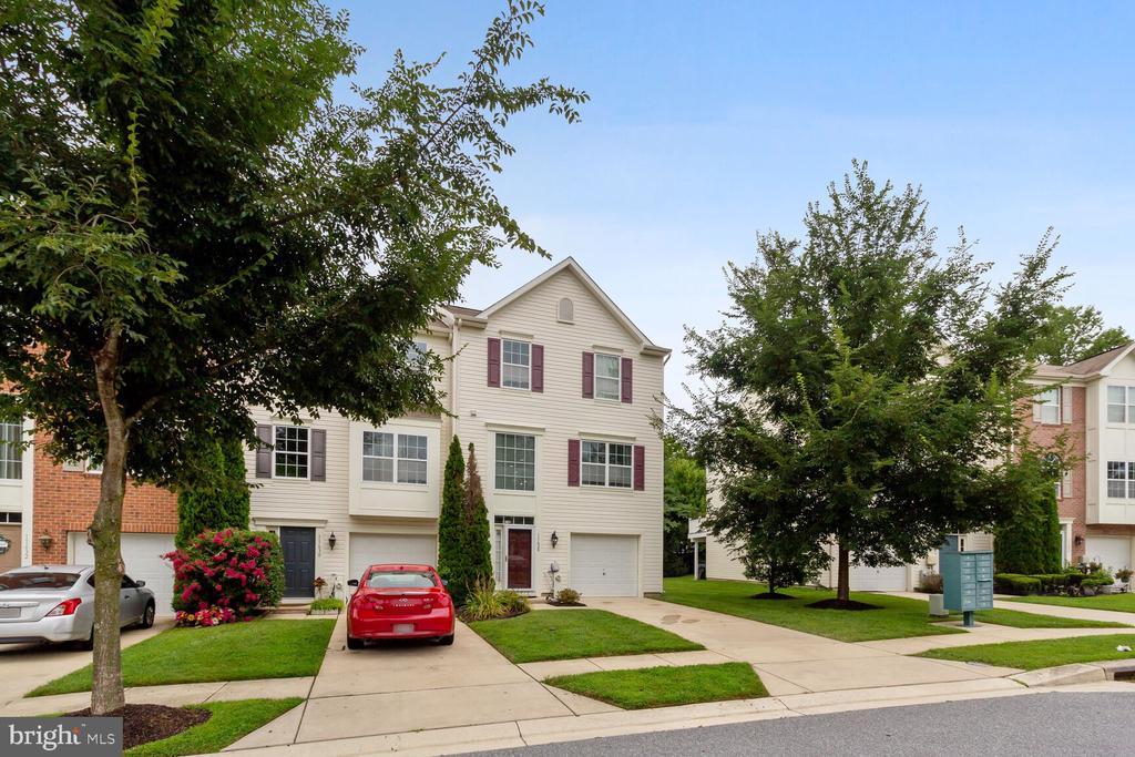 Amaralles Dr, Reisterstown, MD 21136