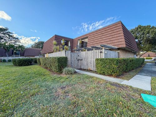 306 3rd Ln, Palm Beach Gardens, FL, 33418-3547 | Card Image