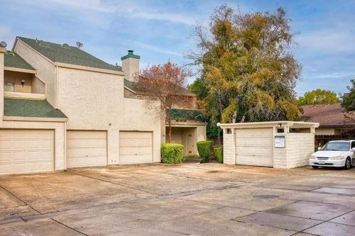 apt-5-999 Porter Ave, Stockton, CA, 95207-4277 | Card Image