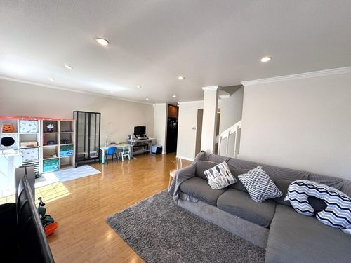19901 Forest Ave, Castro Valley, CA, 94546-4516 | Card Image