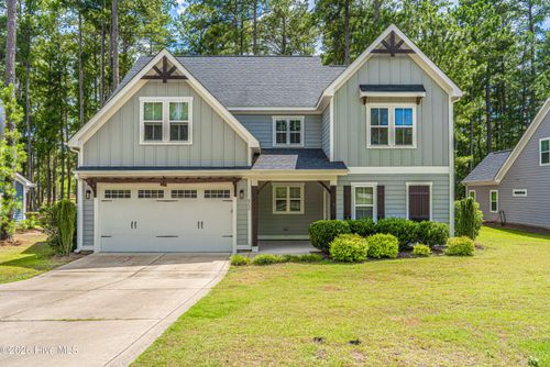 600 Legacy Lakes Way, Aberdeen, NC, 28315-5123 | Card Image