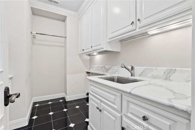 20 Cherry Hills Ln, House other with 5 bedrooms, 6 bathrooms and 3 parking in Newport Beach CA | Image 51