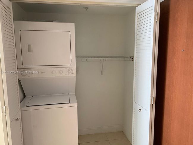 APT-509 - 31 Se 5 Th St, Condo with 1 bedrooms, 1 bathrooms and null parking in Miami FL | Image 10