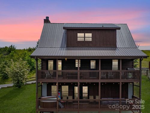 81 Scenic Wolf Dr, Mars Hill, NC, 28754-9335 | Card Image
