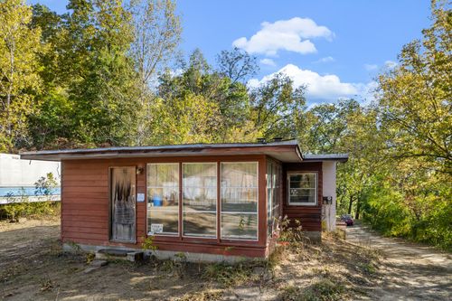 1430 Highway 43, WINONA, MN, 55987-5018 | Card Image