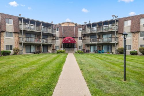apt-b2-2007 E 122nd St, Burnsville, MN, 55337-3152 | Card Image
