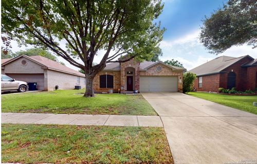 213 Tapwood Ln, Cibolo, TX, 78108-3187 | Card Image