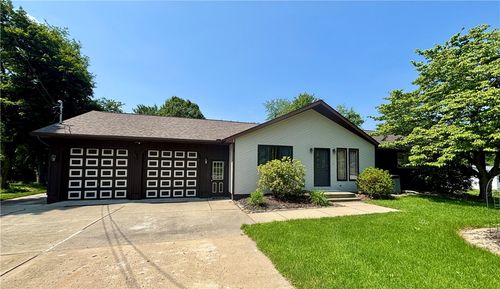 2105 Pulaski Rd, Neshannock Twp, PA, 16105 | Card Image