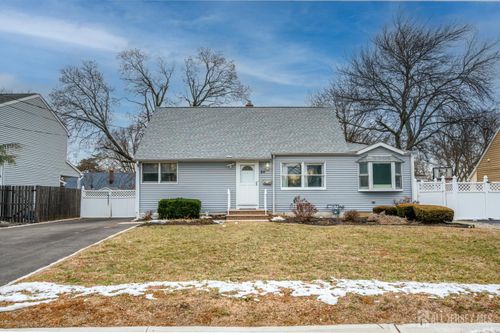 20 Longfield Road, New Brunswick, NJ, 08901 | Card Image