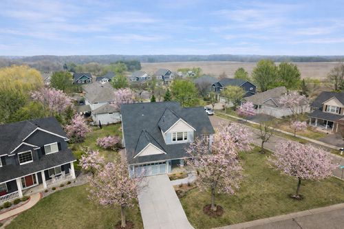 2454 Sandstone Pl, Woodbury, MN, 55129-6211 | Card Image