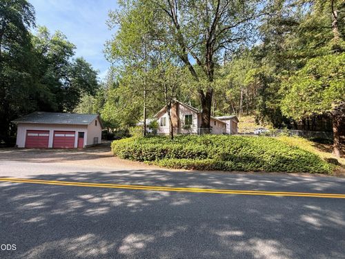 5010 Griffin Creek Road, Medford, OR, 97501 | Card Image