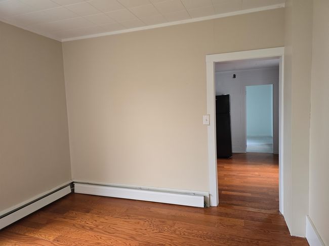 1 - 38 Summer St, Home with 3 bedrooms, 1 bathrooms and null parking in Newport NH | Image 5