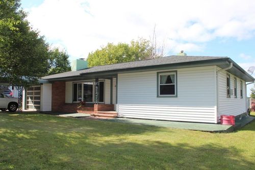222 E Saint George Ave, Grantsburg, WI, 54840-7912 | Card Image