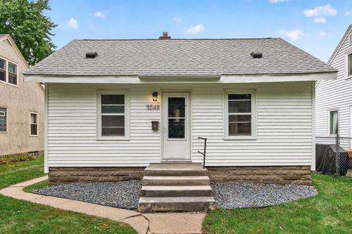 5548 35th Ave S, Minneapolis, MN, 55417-2102 | Card Image