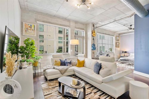 303-411 Nw 1st Ave, Fort Lauderdale, FL, 33301-3367 | Card Image